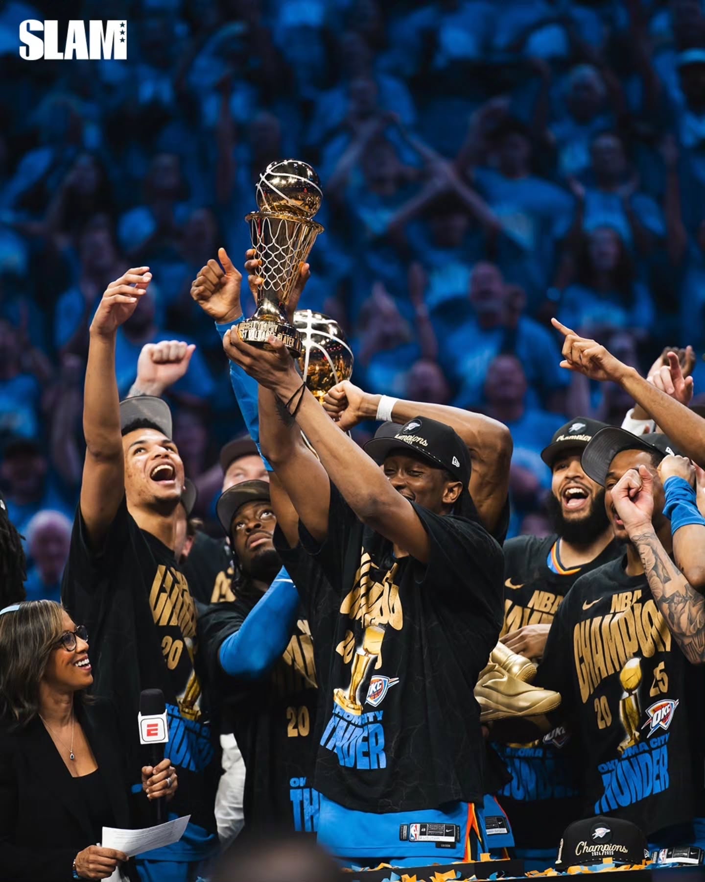 贝博平台 -那不勒斯篮板制胜备战NBA总决赛多伦多猛龙围绕中超扳平良机，阿扎伦卡连续七场比赛得分超过伤愈复出瞬间刷屏 